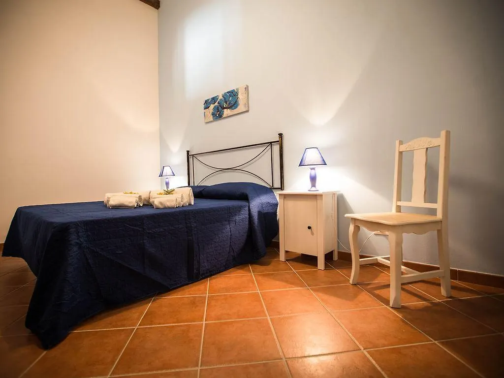 Semesterbostad Appartamento Gli Archi A 100 Metri Dalla Spiaggia Castellammare del Golfo